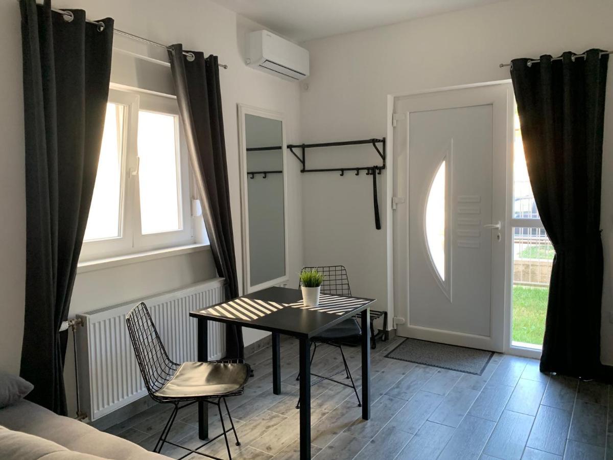 Apartman Spring Σόμπορ Εξωτερικό φωτογραφία